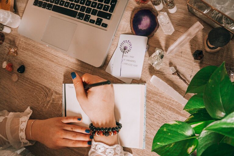 How to Journal for Greater Clarity and Focus